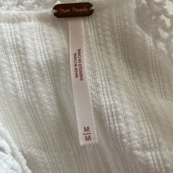 Free People knit tank top😍 - Picture 4 of 5